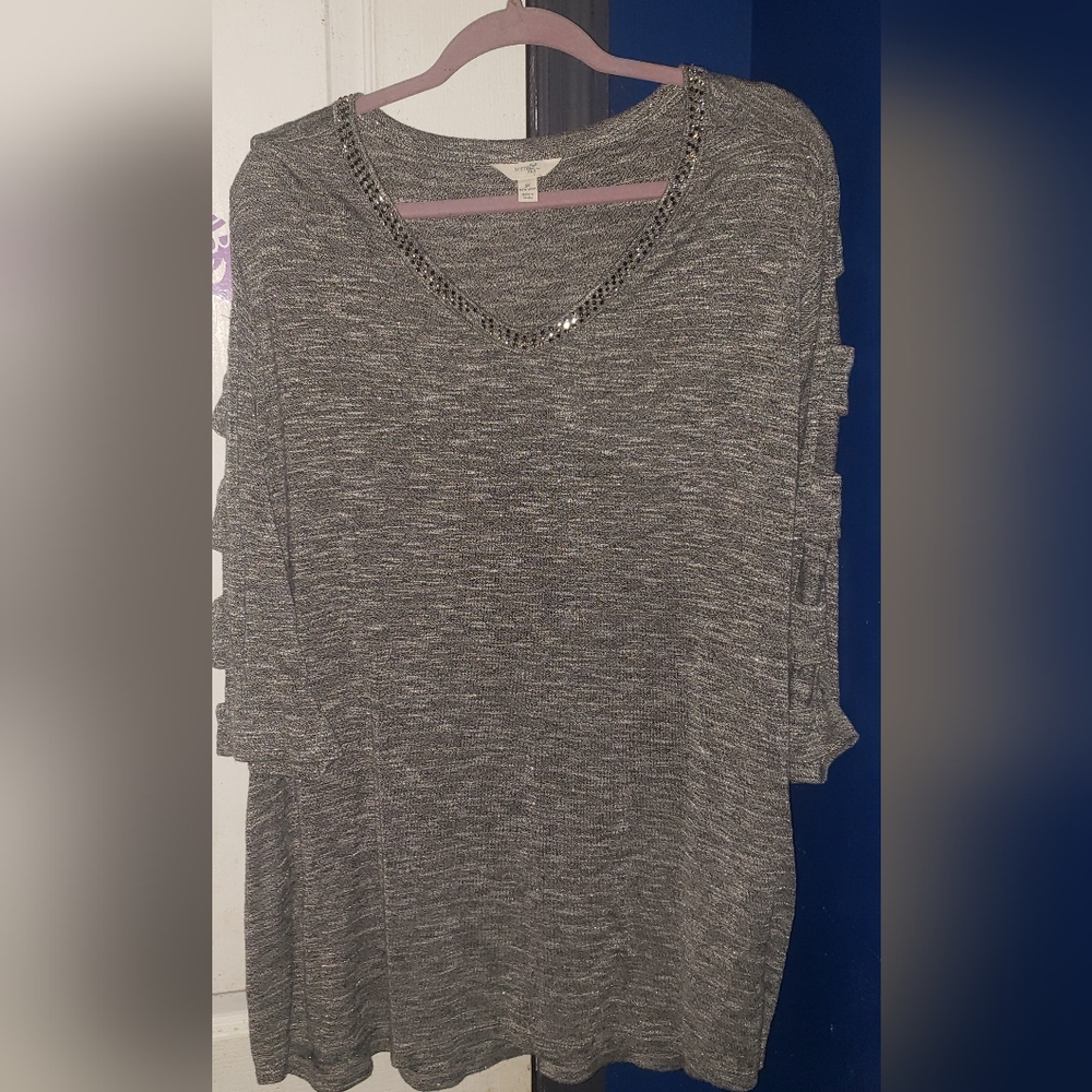 Terra & Sky Charcoal V-Neck Blouse